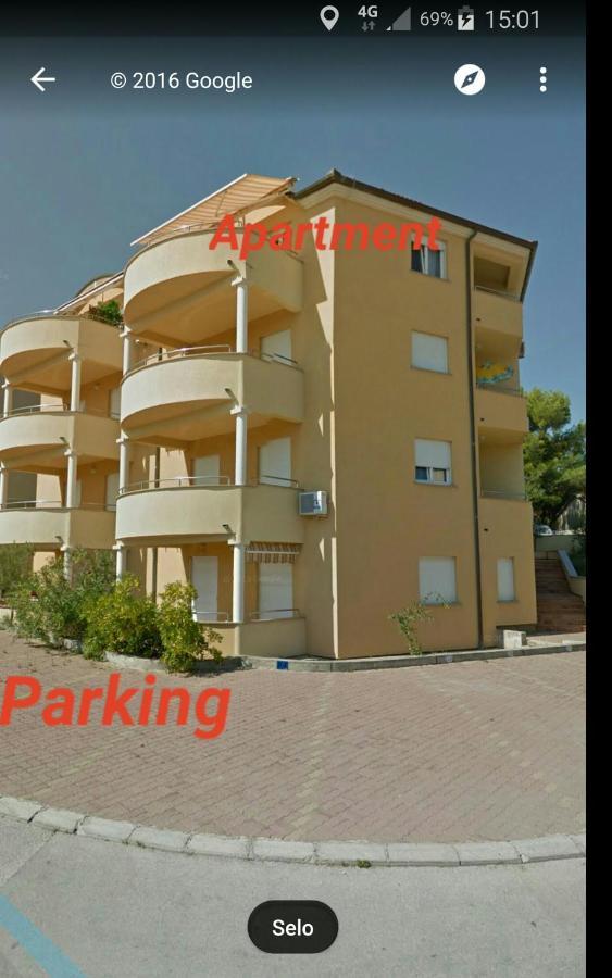 Apartment Irena Premantura Exterior photo